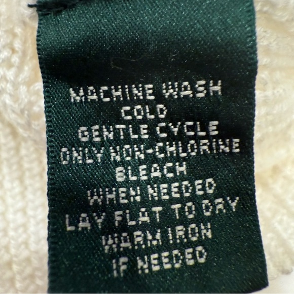 Ralph Lauren Women’s Cable-Knit  V-Neck Sweater White Navy/yellow Trim Sz M - Picture 16 of 16